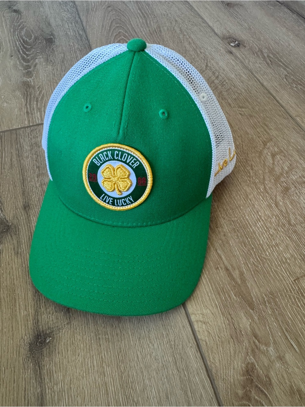 Black Clover Live Lucky FlexFit Tech 110 Graphic Snapback Green Yellow White